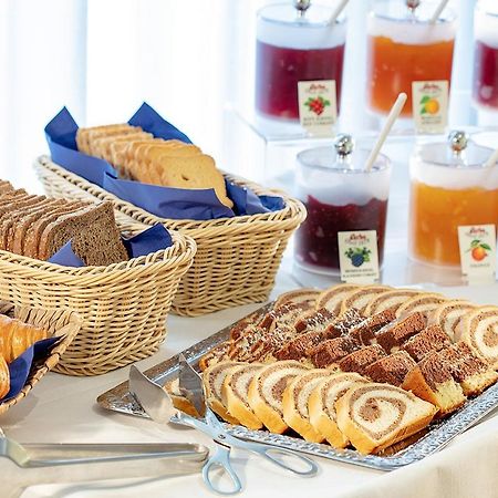 Allyouneed Hotel Vienna2 Экстерьер фото