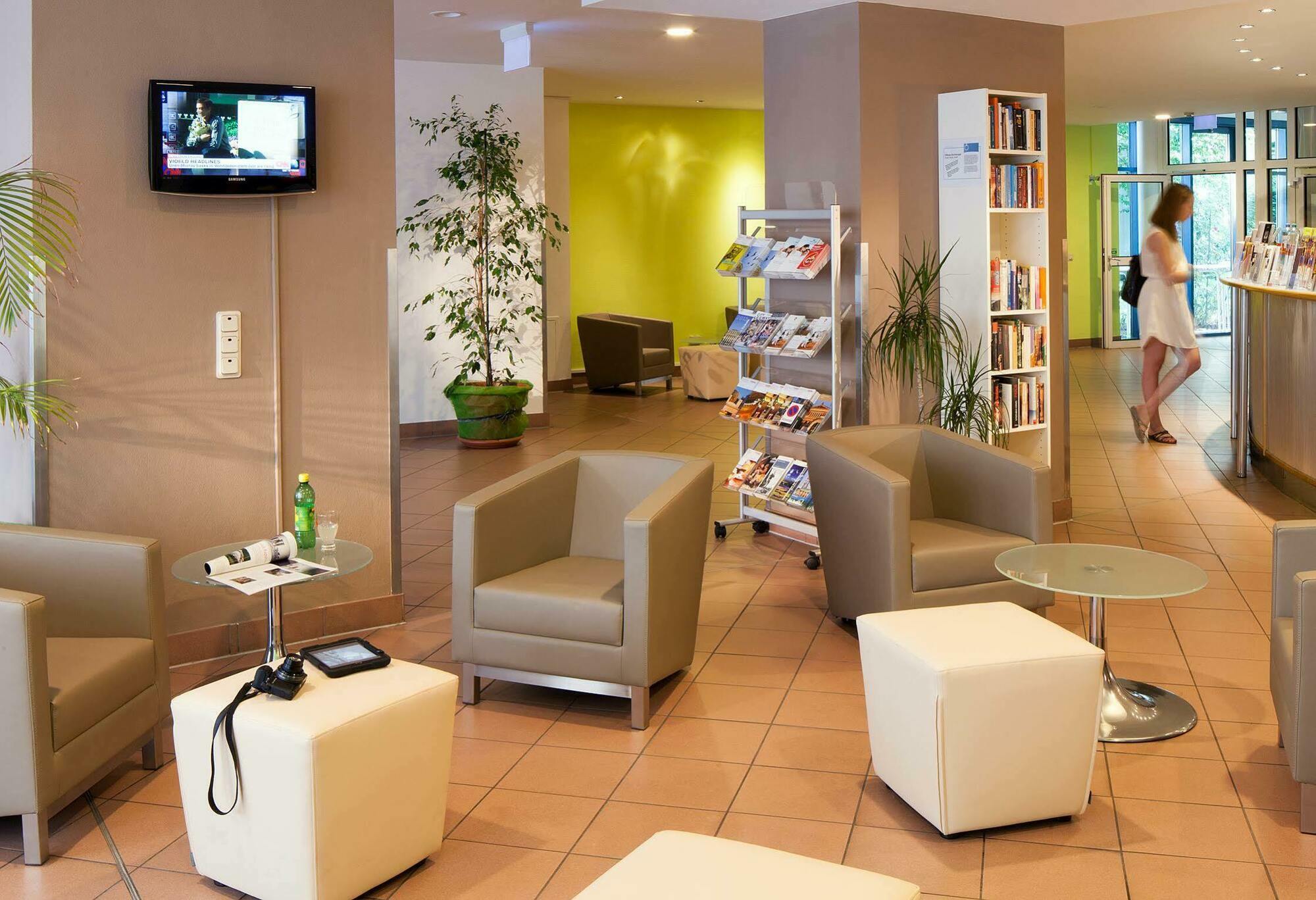 Allyouneed Hotel Vienna2 Экстерьер фото